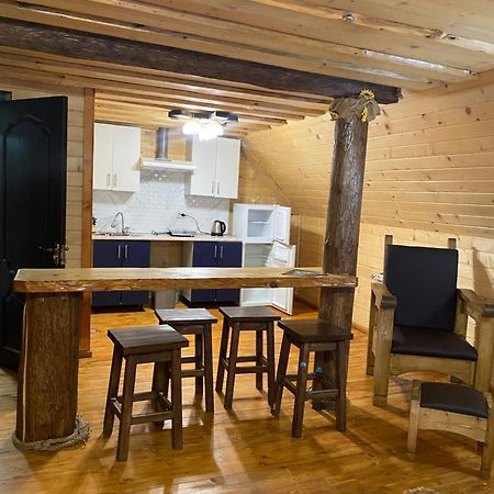 Студіо Номер 5 Садиба У Ані Synevyrsʼka Polyana Exterior foto